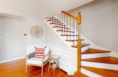 East Falmouth House | Salty Shores