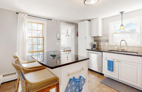 East Falmouth House | Salty Shores