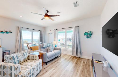 Flagler Beach Apartment | Salty Waves 2