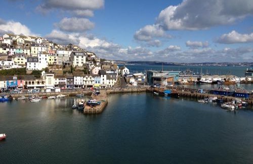 Brixham Bed & Breakfast | Sampford Harbour Side Guest House