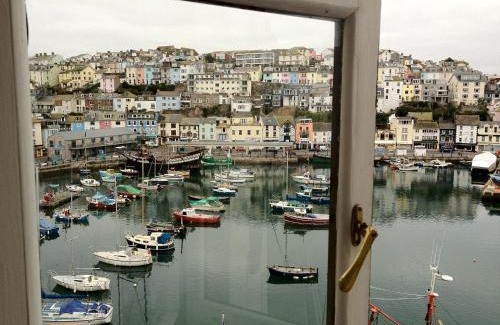 Brixham Bed & Breakfast | Sampford Harbour Side Guest House