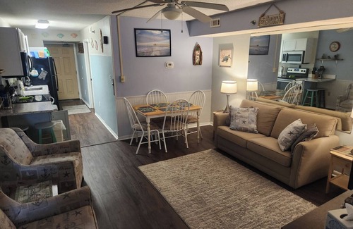 Crescent Beach Condo | 🐬San-A-Bel🐬Ocean Front 2BR Condo~ Balcony~Outdoor HotTub~Pool👣Bring FlipFlops
