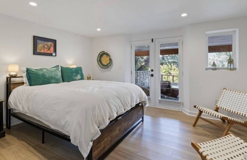 San Anselmo House | San Anselmo Mt Tam views and walk to town
