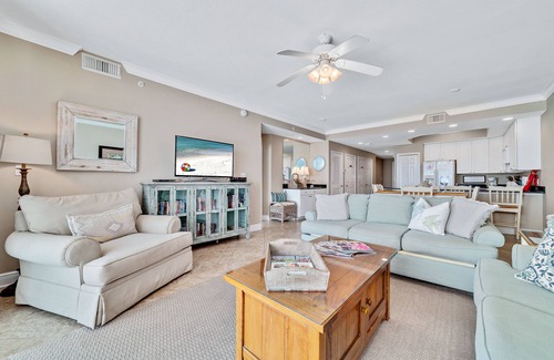 Gulf Shores Condo | San Carlos 702- IN THE MIDDLE OF IT ALL, WALK TO EVERYTHING, DIRECT GULF FRONT TONS OF AMENITIES