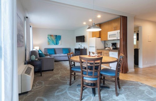 San Clemente Hotel | San Clemente Ocean Escape! 2 Relaxing Units, Swimming Pool!