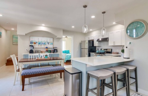 Mission Beach House | San Diego Beach Home/Mission Beach,Steps to Ocean&Bay, 2 Car Garage, AC/Heating