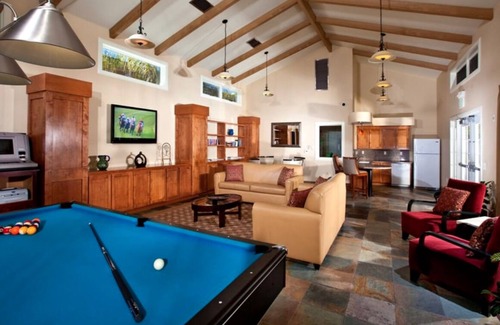 Del Mar Condo | San Diego Winner's Circle Resort near Pristine Beaches!