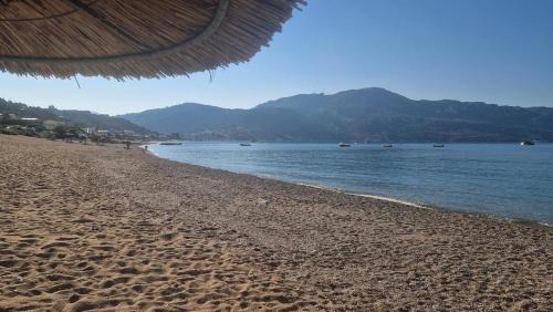 Afionas Apartment | SAN GEORGE COVE
