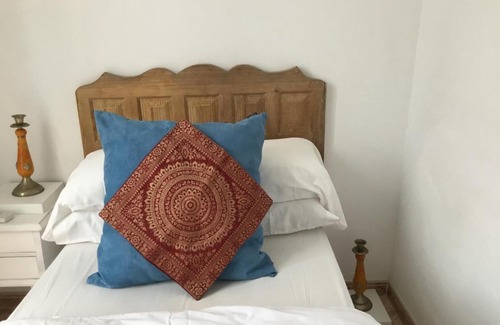 Granada City Center House | San José Guest House
