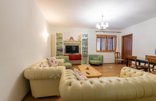 Ruoti House | San Lorenzo B & B