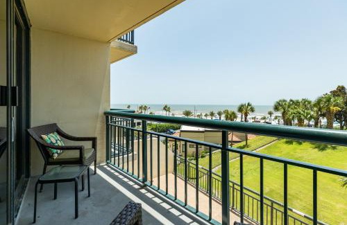 Galveston Apartment | San Luis Getaway #435 by Vacasa