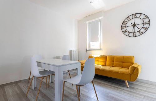 Novara Apartment | San Martino Suite