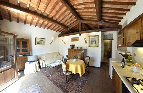 Sodo Apartment | San Pietro Glicine - Apartment with swimming pool