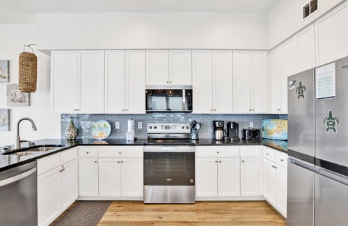 Fort Morgan House | Sand Crab E - Pet-Friendly, Beachfront, Community Pool