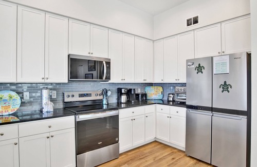 Fort Morgan House | Sand Crab E - Pet-Friendly, Beachfront, Community Pool