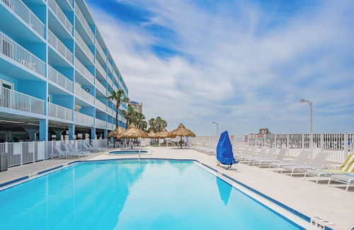 Indian Shores Condo | Sand Dollar 510 is a GOLD rated TOP FLOOR three-bedroom