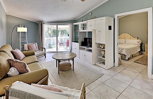 Villa Sabine Apartment | Sand Dollar East 201
