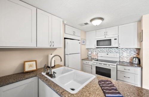 Fernandina Beach Apartment | Sand Dollar Villas 311 - Southern Comfort- Bdconly - Sandollarvr