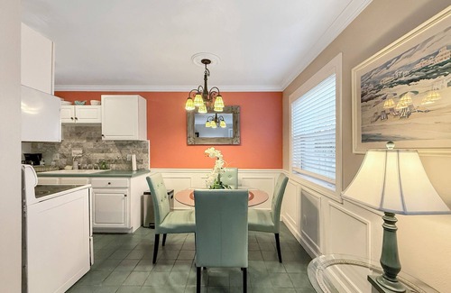 Northeast Virginia Beach Condo | Sand Sculptures 1st weekend in Oct, Dome Events Jon Pardi and Brawlers Ball