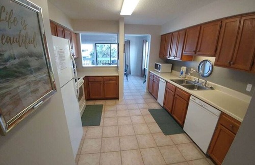 Gulf Shores Condo | Sandalwood: Sea Oats-3BR 2BA-Gulf/Pool View-Beach & Lagoon Access-King Bed