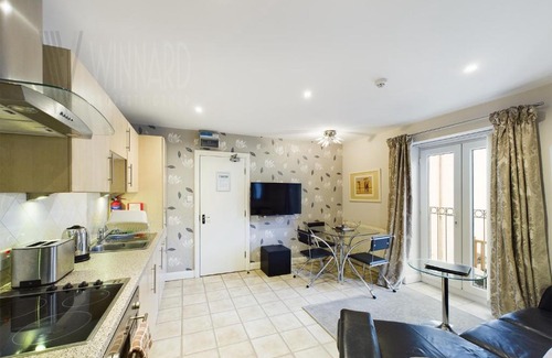 Bispham Apartment | Sandbanks Suite