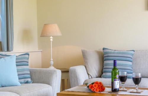 Saxmundham House | Sanderling Home
