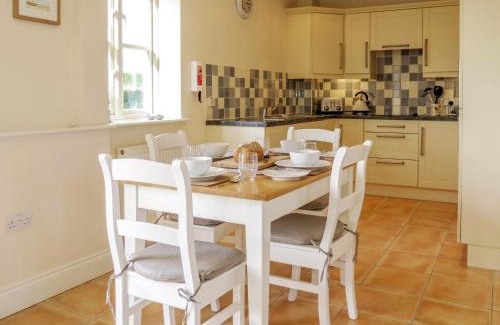 Saxmundham House | Sanderling Home