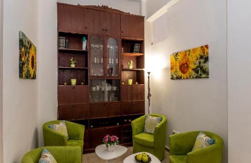 Old Town Apartment | Sandgate Apartment