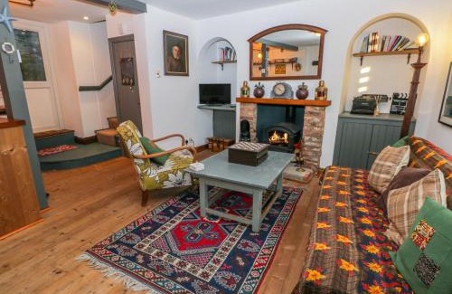 Scarborough House | Sandgate Cottage