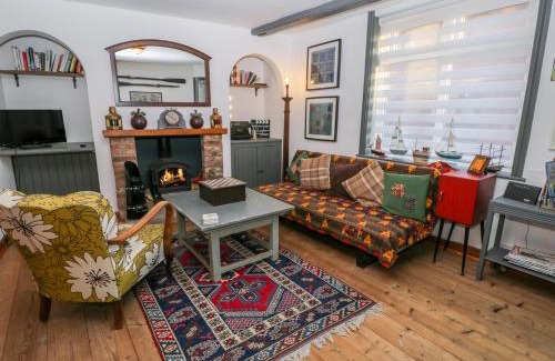 Scarborough House | Sandgate Cottage