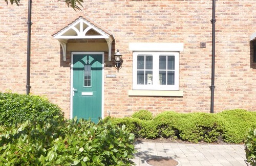 Filey Cottage | Sandpie Cottage, The Bay Filey, Yorkshires Award Winning Holiday Village.