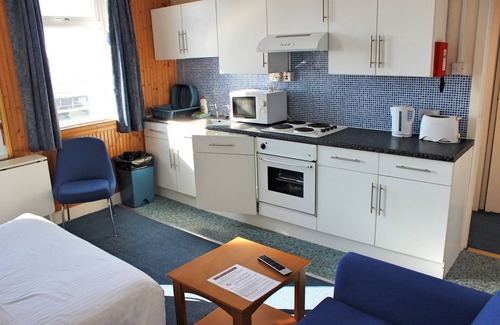 South Shore Apartment | Sandpiper Holiday Apartments