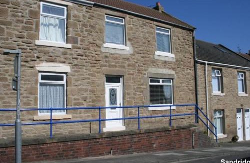 Newbiggin-by-the-Sea House | Sandridge