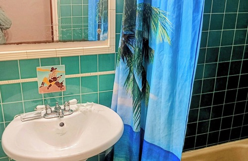 Cheyenne Hotel | Sands Motel