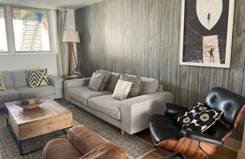 Camber House | Sandscape - Eco Beach House - Close to Beach - Pet Friendly