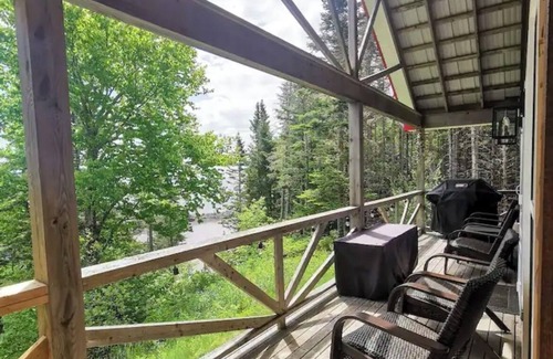St. Martins Ski Chalet | Sandstone Chalets overlooking the Bay of Fundy - TRANQUILITY