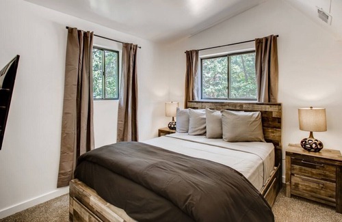 Idaho Springs Condo | Sandstone Modern Work & Play Waterfront Condo!