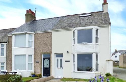 Rhosneigr House | Sandy Bank