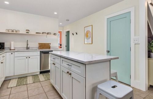 Hampton House | Sandy Biscuits A-Frame Cottage @ Plaice Cove