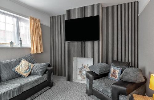 Chapel Saint Leonards House | Sandy Lodge
