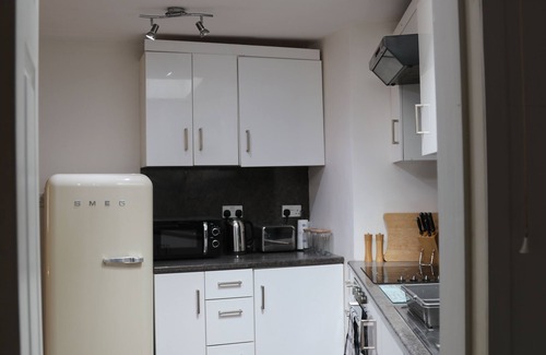 Hope-Cove Apartment | Sandy Nook - The Perfect Beach Front Getaway in Beautiful Hope Cove, South Devon