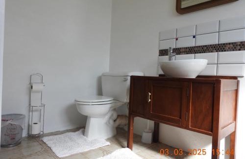 Graaff-Reinet Apartment | Sandy's Place Graaff Reinet