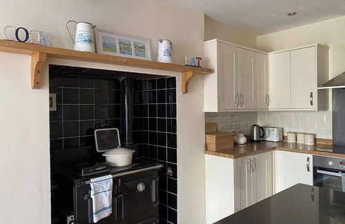 Beaumaris House | SANT SEIRIOL, family friendly, country holiday cottage in Beaumaris