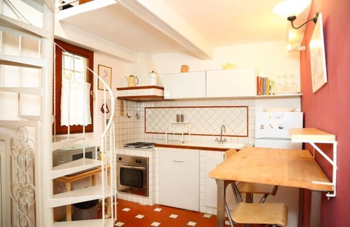 Santa Maria Novella Apartment | SANTA MARIA NOVELLA STATION FLORENTINE APARTMENT