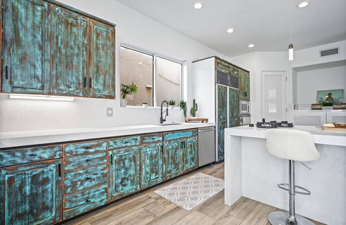 Downtown House | Santa Monica Beach Front Modern Home-Walk to SM Pier and 3rd St. Promenade-