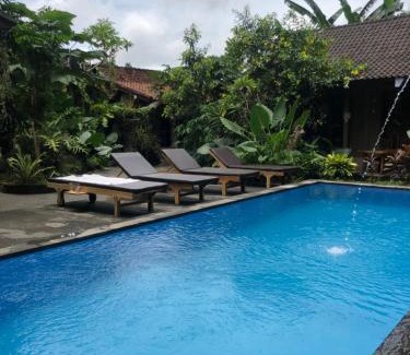 Peliatan Apartment | Santika Guest House