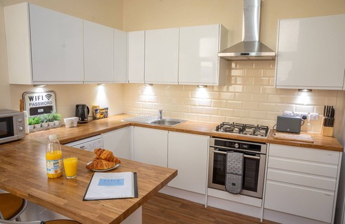 North Shore House | Sapphire House Sasco Apartments