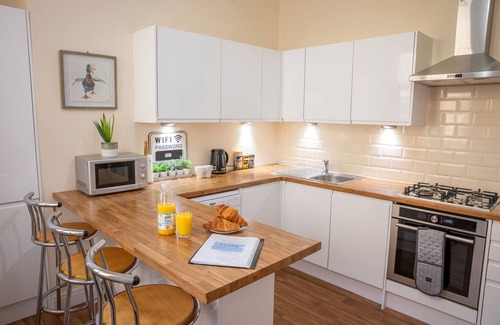 North Shore House | Sapphire House Sasco Apartments