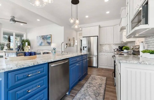 Sturgeon Bay House | Sapphire Star in the heart of Sturgeon Bay - Door County WI