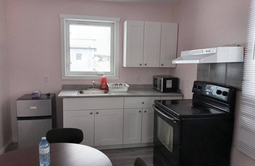 Manitoba Cottage | Sarah Cottage - 232 Cottage Road, Steeprock, Manitoba